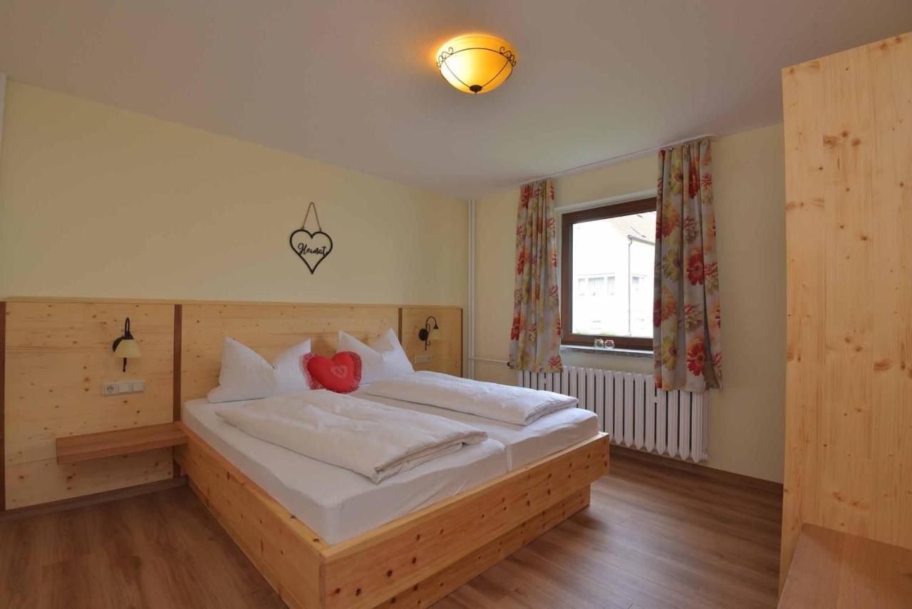 Landhotel Zur Pferdetraenke Schleid 外观 照片