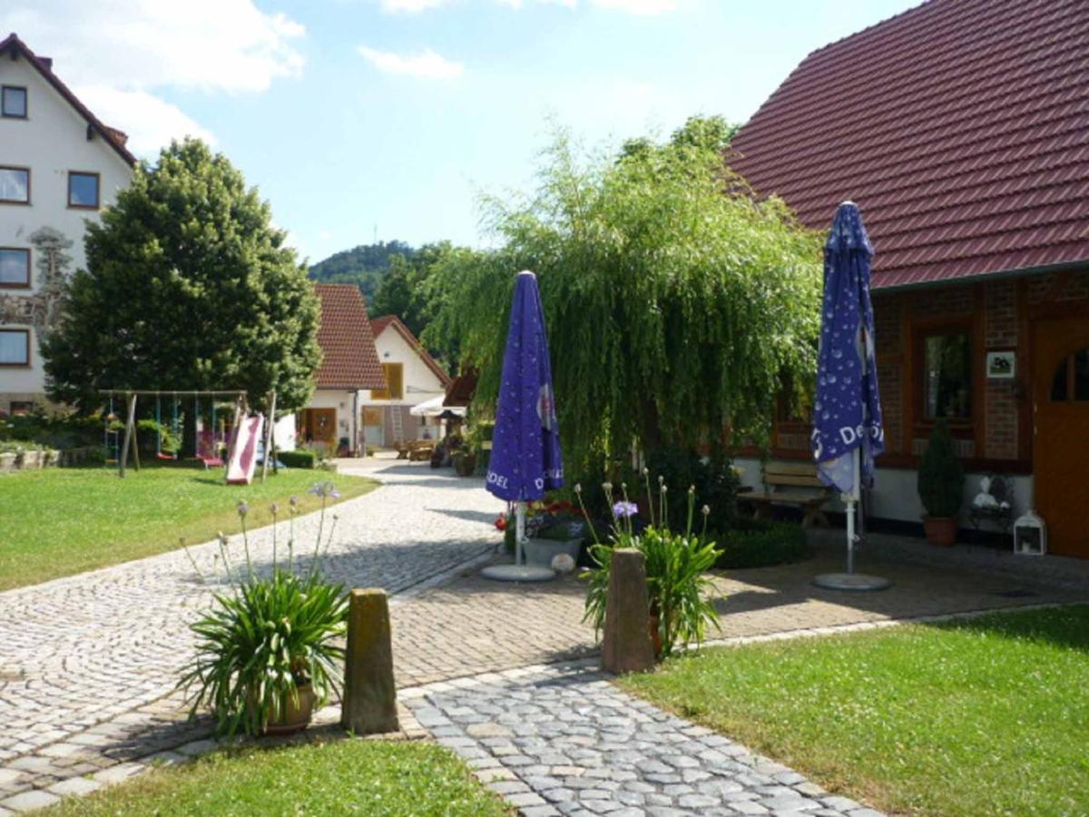 Landhotel Zur Pferdetraenke Schleid 外观 照片